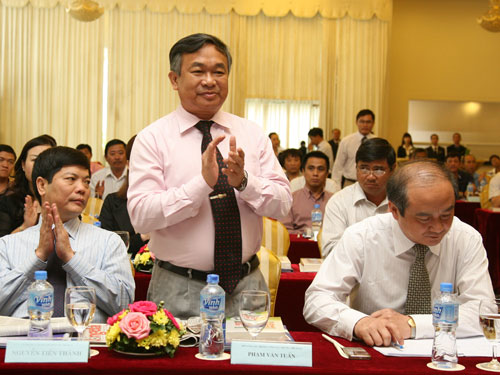 Chưa duyệt nhân sự VFF