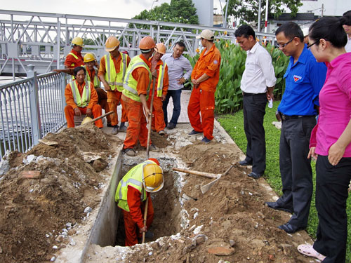 “Hố tử thần” xuất hiện do hở tường cừ