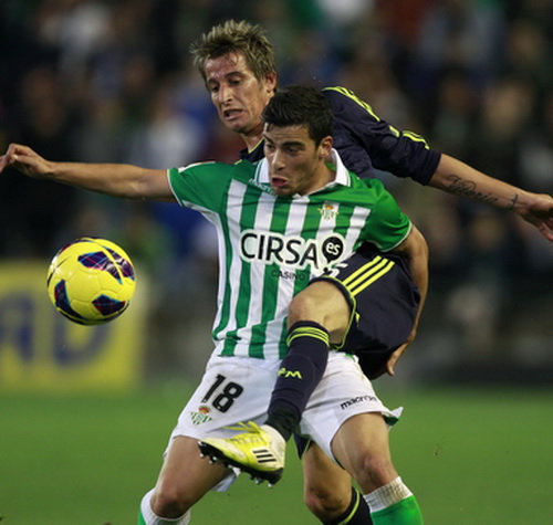 Dàn sao Real tủi hổ rời sân Betis