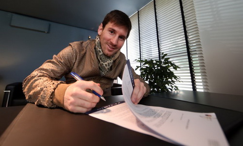 Messi ngạc nhiên vì bị cáo buộc trốn thuế