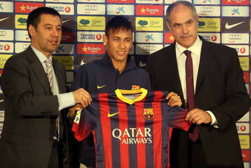 Tiết lộ gây sốc vụ Neymar: "Hoa hồng" lên đến 40 triệu euro