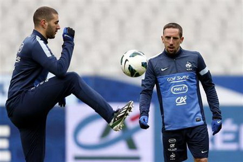 Benzema, Ribery hồi hộp trước cáo buộc mua dâm gái vị thành niên