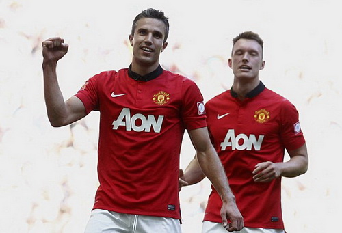 Van Persie tỏa sáng, M.U giành Siêu cúp nước Anh