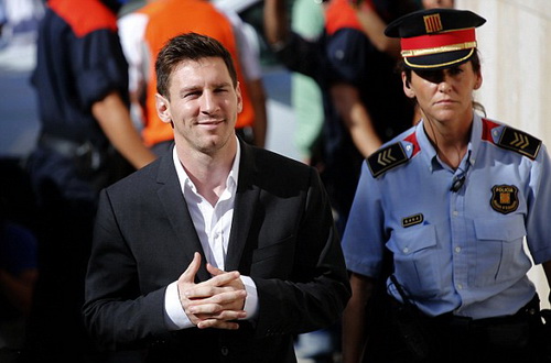 Cha con Messi đã ra tòa vì tội trốn thuế