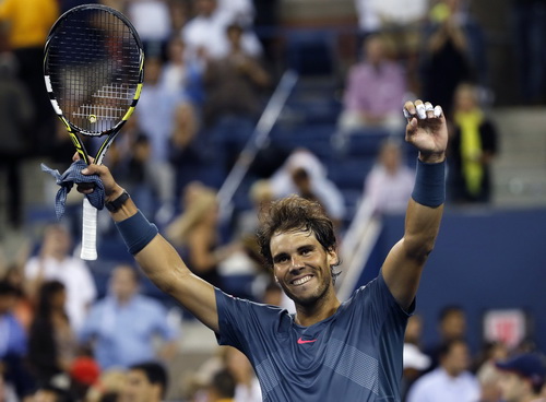 Thắng dễ đồng hương Robredo, Nadal vào bán kết