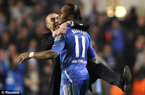 Thất nghiệp, Di Matteo vẫn nhận lương "khủng" từ Abramovich