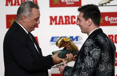 Lionel Messi nhận giải thưởng “Chiếc giày vàng châu Âu 2013”