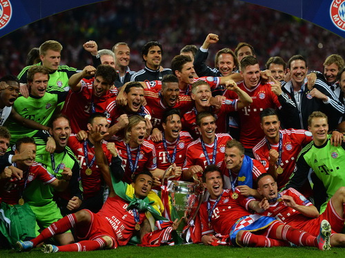 Ronaldo và Bayern Munich được báo Anh tôn vinh