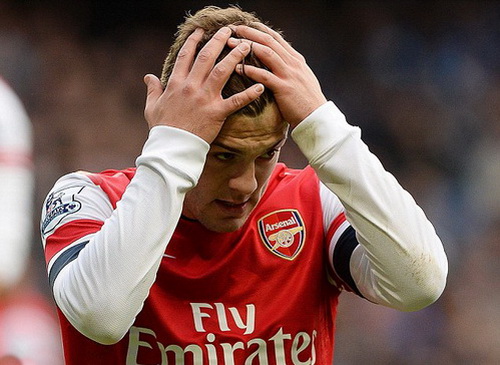 Giơ ngón tay thối, Jack Wilshere lỡ đại chiến thành London