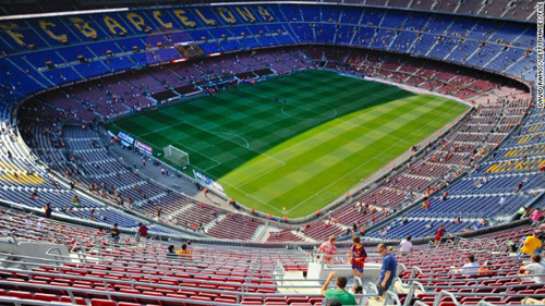 Barcelona xem xét rời Nou Camp trong tháng tới