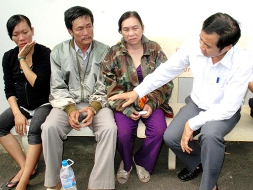 Vụ "Một phụ nữ chết ở trại tạm giam": Công an vội chôn bị can