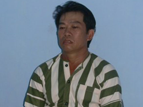 Ghen tuông, đâm vợ 12 nhát dao