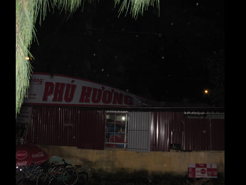 Bão cấp 10 ập vào Quảng Ninh, lốc xoáy ở Hải Phòng