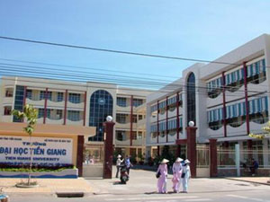 Hàng ngàn chỉ tiêu xét tuyển dưới điểm sàn