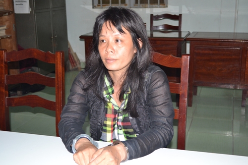 Nữ chủ quán cà phê bị đánh đập dã man