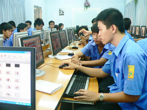 Thạc sĩ, cử nhân... đi học trung cấp