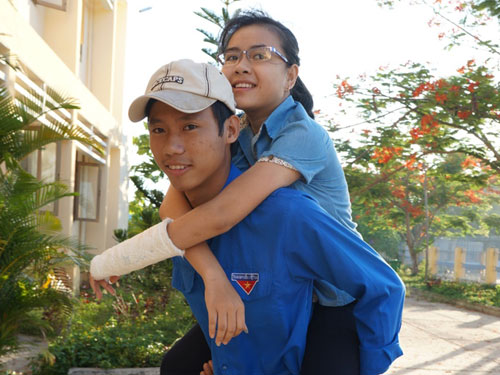Các trường ĐH dồn dập công bố điểm thi