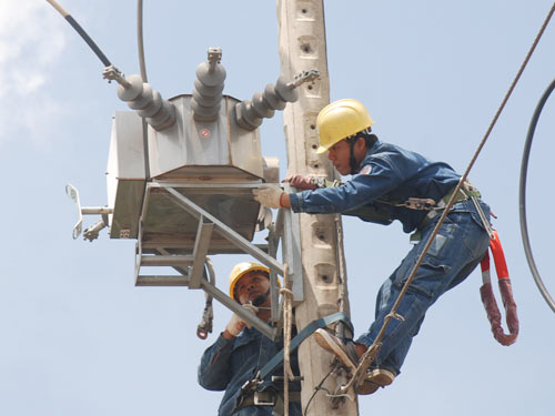 EVN lỗ gần 5.300 tỉ đồng từ kinh doanh điện