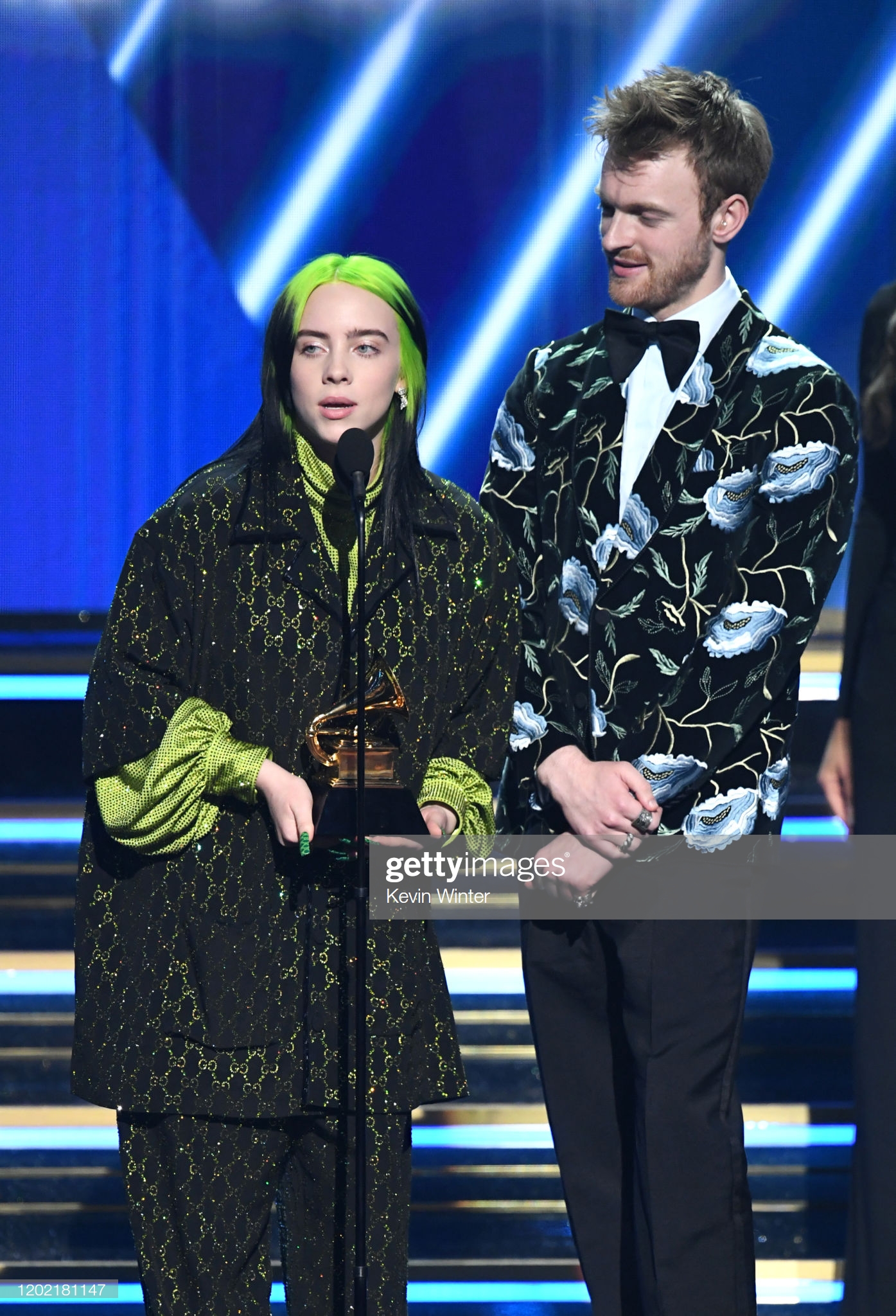Billie Eilish, tân bin của làng nhạc thế giới đã có một mùa giải Grammy đáng nhớ