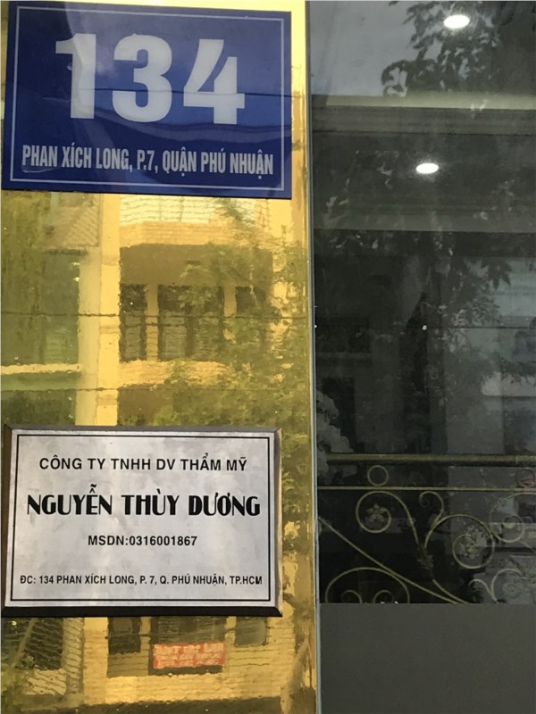 Cơ sở c&oacute; bảng hiệu Viện thẩm mỹ Th&ugrave;y Dương trong thời điểm bị thanh tra, ảnh Thanh tra Sở Y tế.