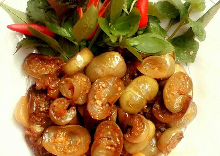 C&agrave; muối. Chỉ đơn giản thế th&ocirc;i nhưng lại l&agrave; m&oacute;n ngon m&ugrave;a mưa b&atilde;o