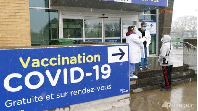 Số ca mắc mới COVID-19 v&agrave; tử vong tăng cao tại Canada g&acirc;y &aacute;p lực l&ecirc;n hệ thống y tế.