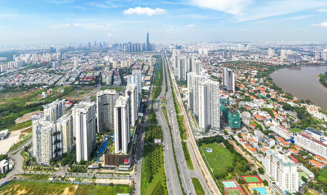 TP.Thủ Đức, nơi xảy ra cơn sốt giá nhà đất thời gian qua. Tại đây đang có nhiều dự án căn hộ mở bán với giá rất cao, từ khoảng 70 - trên 90 triệu/m2