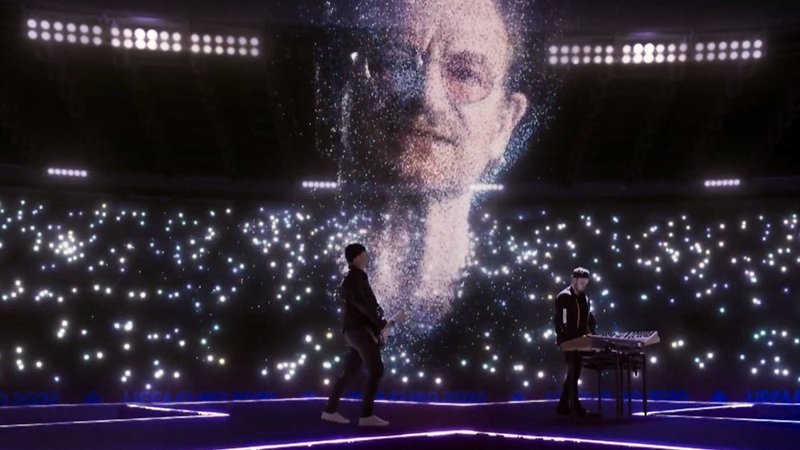 DJ người H&agrave; Lan Martin Garrix đ&atilde; hợp t&aacute;c với c&aacute;c ng&ocirc;i sao nhạc rock U2, Bono v&agrave; The Edge tr&igrave;nh b&agrave;y b&agrave;i h&aacute;t ch&iacute;nh thức của Euro 2020 We Are The People.