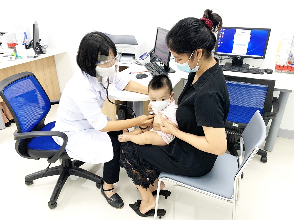 VNVC B&igrave;nh Phước ch&agrave;o đ&oacute;n người d&acirc;n bằng sự tận t&acirc;m, chuy&ecirc;n nghiệp. Ảnh: VNVC