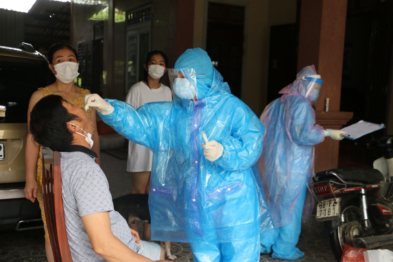 H&agrave; Tĩnh ghi nhận 20 ca nghi mắc COVID-19 trong ng&agrave;y 13/6