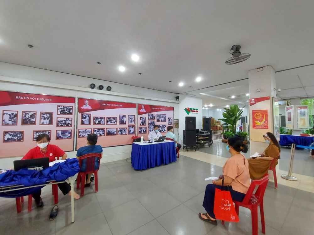 C&aacute;c nguy&ecirc;n tắc ph&ograve;ng dịch, giữ khoảng c&aacute;ch được BTC thực hiện nghi&ecirc;m.