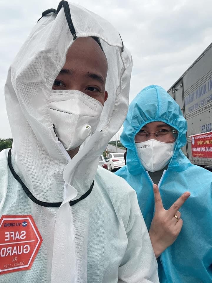 D&ugrave; vất vả nhưng tinh thần lạc quan lu&ocirc;n to&aacute;t l&ecirc;n từ &aacute;nh mắt của nữ thủ lĩnh (Ảnh nh&acirc;n vật cung cấp)