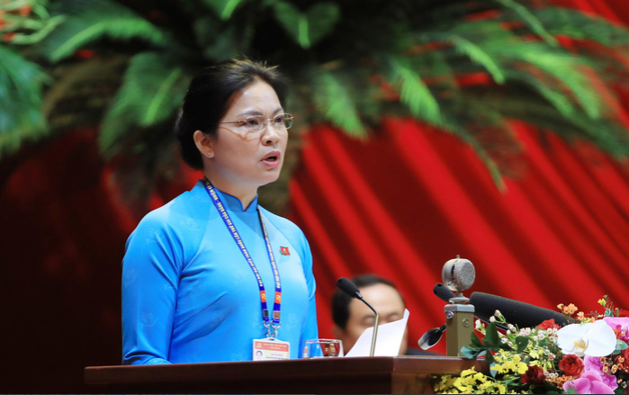 B&agrave; H&agrave; ThịNga