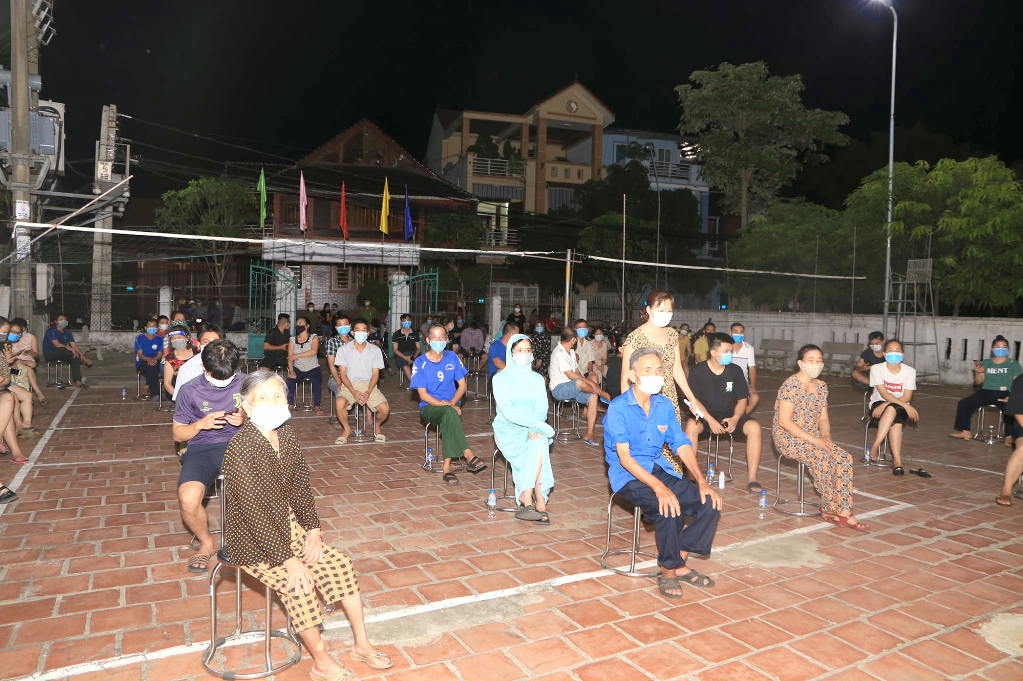 Hơn nửa triệu người d&acirc;n TP. Vinh được test nhanh COVID-19 trong chiến dịch s&agrave;ng lọc cộng đồng