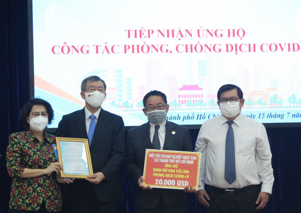 Ngo&agrave;i viện trợ vắc xin, doanh nghiệp Nhật Bản tại TPHCM cũng đ&oacute;ng g&oacute;p nhiều cho c&ocirc;ng t&aacute;c ph&ograve;ng, chống dịch.