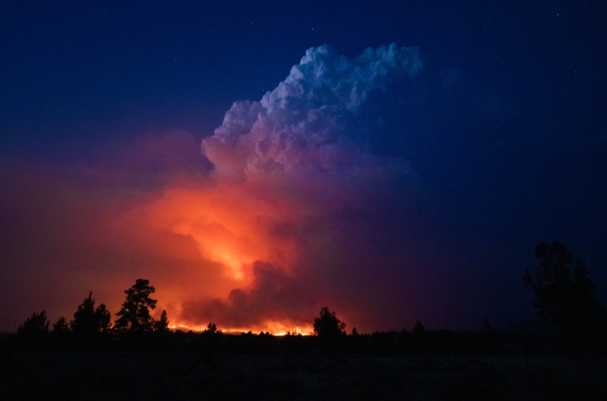 Kh&oacute;i bao tr&ugrave;m phần lớn khu vực bang Oregon do đ&aacute;m ch&aacute;y c&oacute; thể k&eacute;o d&agrave;i đến những bang l&acirc;n cận như Montana, Idaho, Wyoming, Utah v&agrave; Colorado.