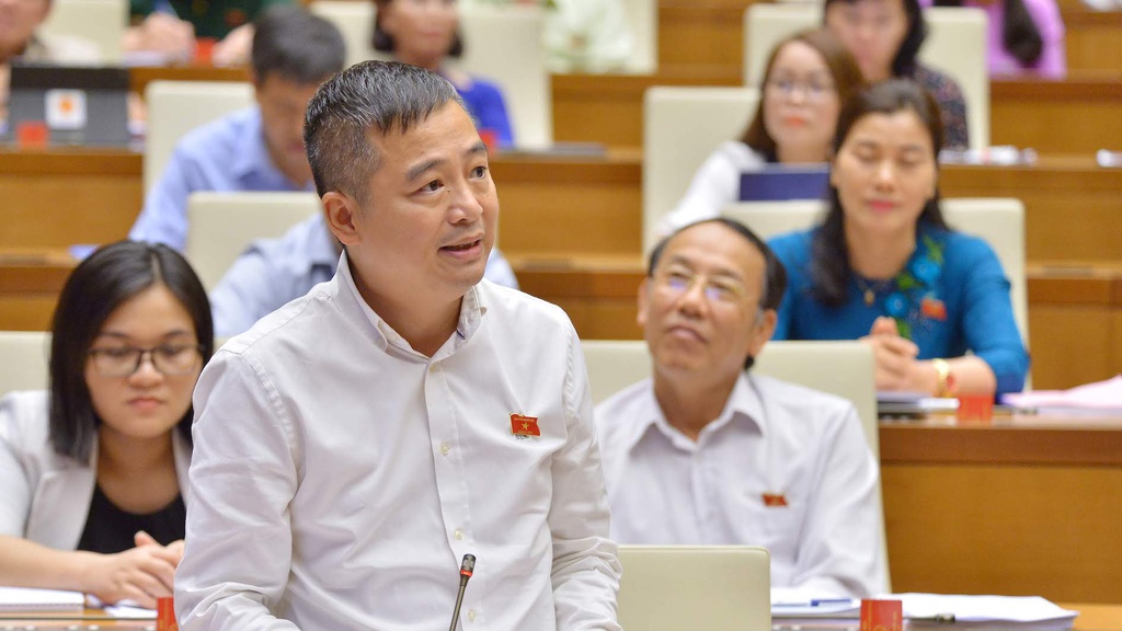 ĐBQH Nguyễn L&acirc;n Hiếu