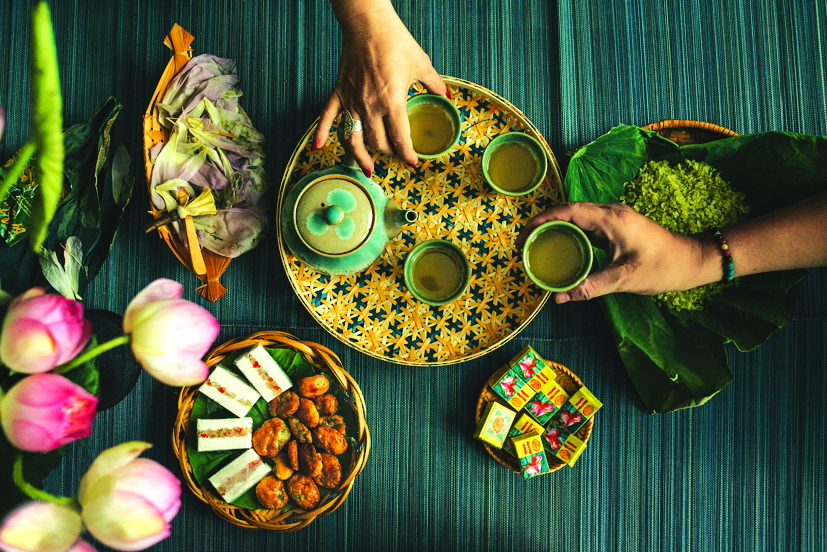 Trà sen xổi để ngăn đá càng lâu càng ngon, để đến vụ sen sang năm uống vẫn tuyệt