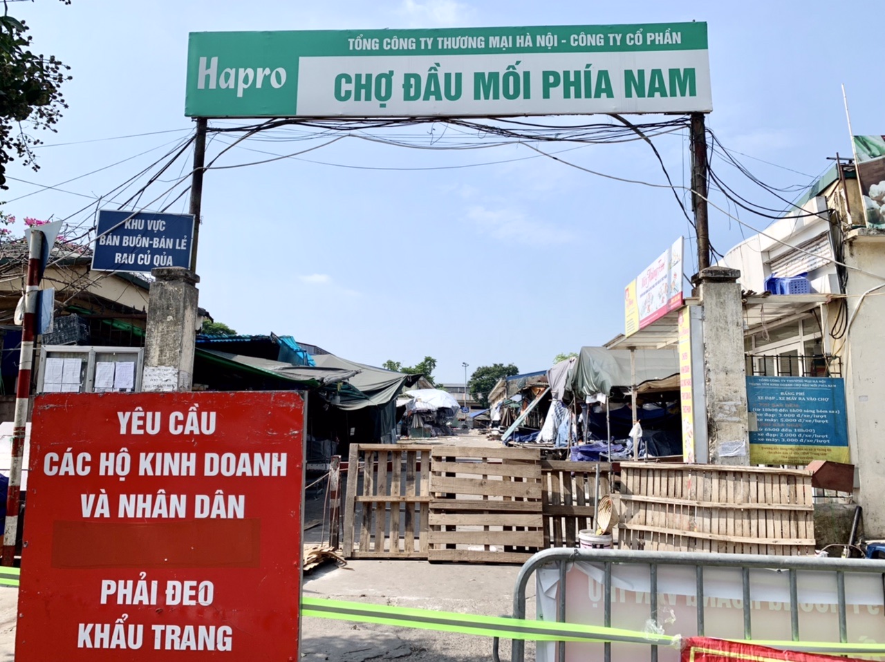 Sở C&ocirc;ng thương đang r&agrave; so&aacute;t c&aacute;c khu đất trống để di dời những chợ bị đ&oacute;ng cửa ra khu vực th&ocirc;ng thống.