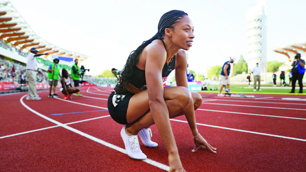 Nữ vận động vi&ecirc;n điền kinh 35 tuổi Allyson Felix nhận được nhiều sự ủng hộ từ c&ocirc;ng ch&uacute;ng khi quay lại s&acirc;n chơi Olympic năm nay  - ẢNH: CBS SPORTS 