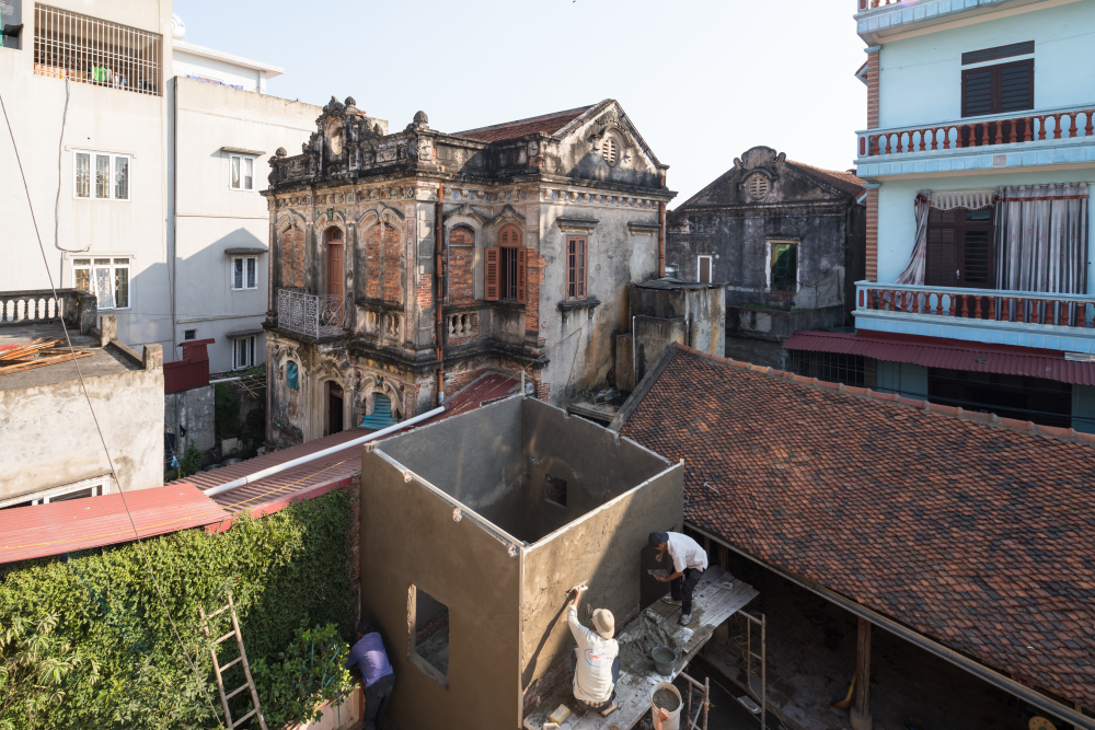 Nh&agrave; Ph&aacute;p