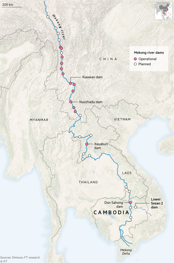 D&ograve;ng s&ocirc;ng Mekong v&agrave; c&aacute;c nh&aacute;nh rẽ bị chặn bởi h&agrave;ng chục con đập lớn tr&ecirc; đường đổ ra Biển Đ&ocirc;ng
