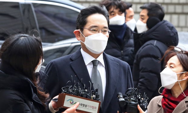 Lee Jae-yong, Ph&oacute; chủ tịch Tập đo&agrave;n Samsung, tại t&ograve;a &aacute;n cấp cao Seoul v&agrave;o th&aacute;ng Gi&ecirc;ng. Ảnh: Kim Chul-Soo / EPA