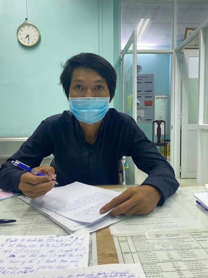 Ph&aacute;t tại cơ quan c&ocirc;ng an