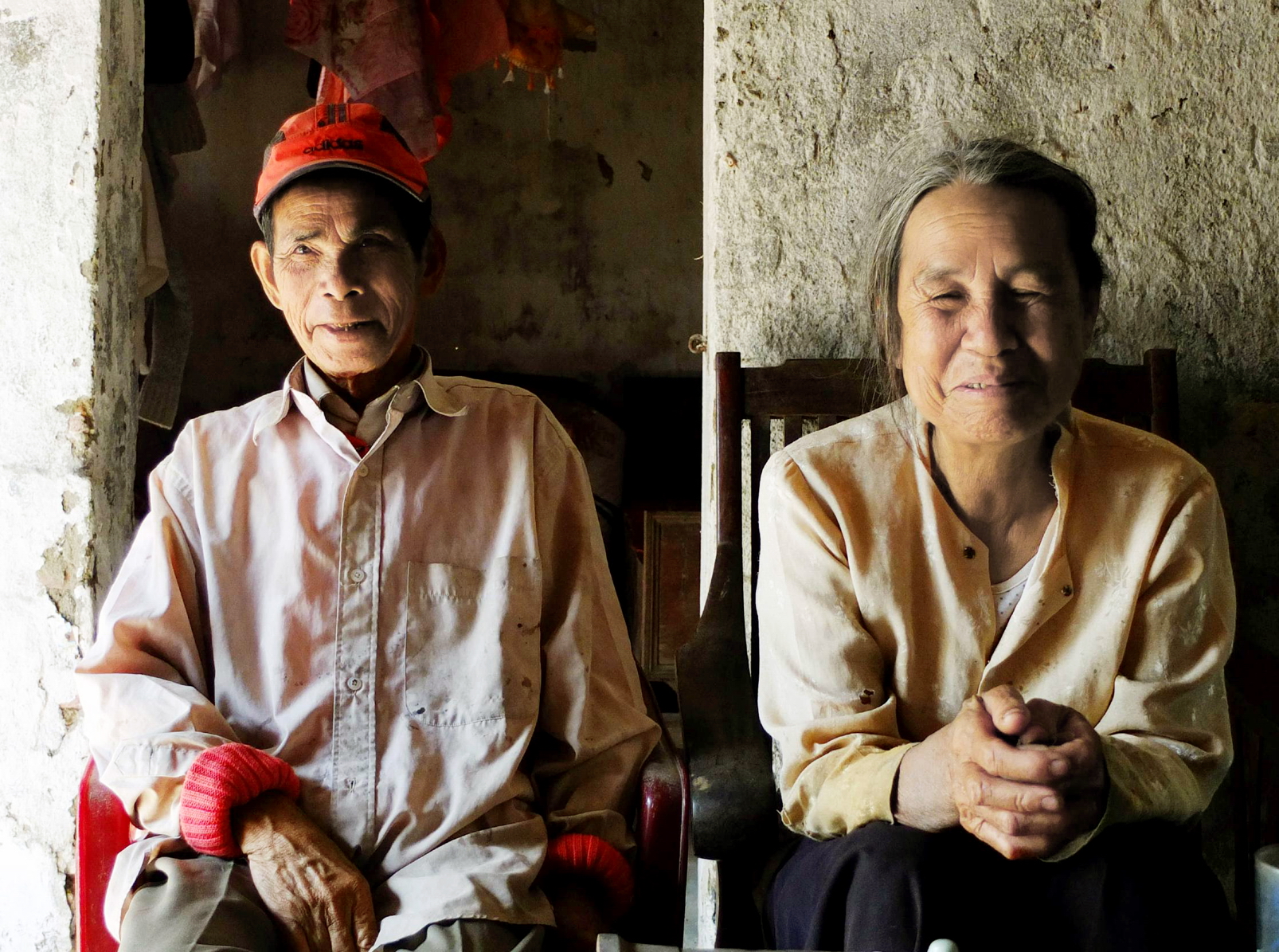 Kh&oacute; khăn vẫn lu&ocirc;n thường trực, song cuộc sống của gia đ&igrave;nh b&agrave; Chanh, &ocirc;ng Ng&oacute;ng chưa bao giờ vơi bớt tiếng cười v&agrave; sự lạc quan