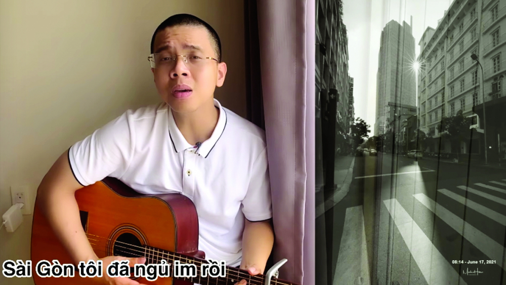 &ldquo;Thầy Dương dạy tiếng Anh&rdquo; hay &ldquo;thầy gi&aacute;o 9X h&aacute;t về S&agrave;i G&ograve;n&rdquo; đang l&agrave; hai trong những từ kh&oacute;a hot hiện tại