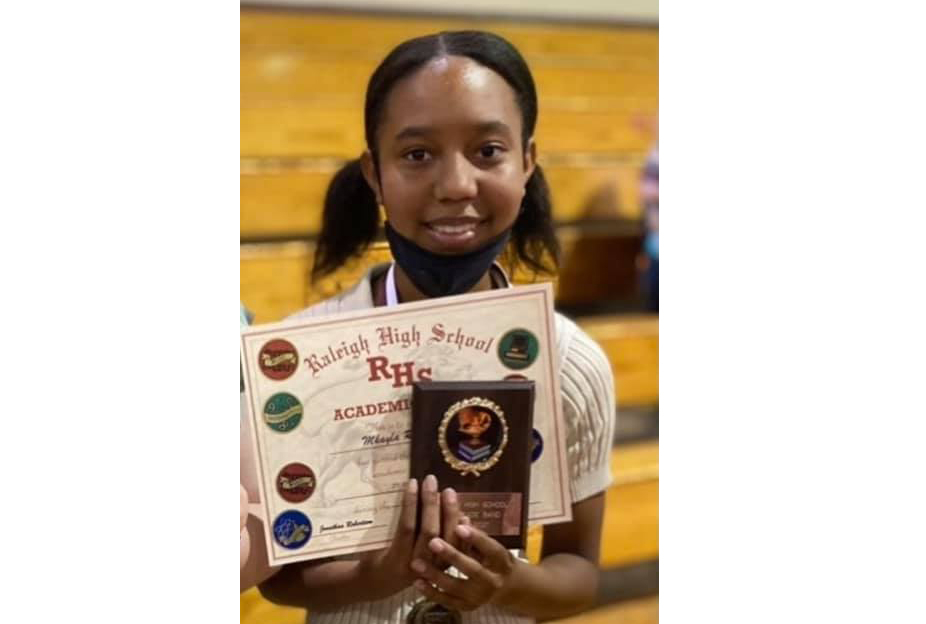 Mkayla Robinson qua đời v&igrave; c&aacute;c biến chứng li&ecirc;n quan đến COVID-19 ng&agrave;y 14/8/2021 - Ảnh: Facebook Raleigh HS Band