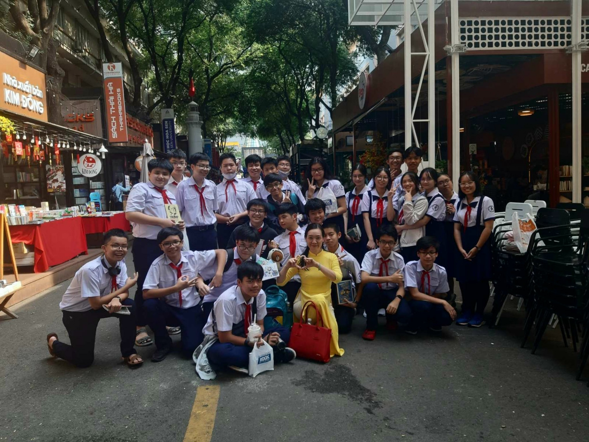 Học sinh PTCS chuy&ecirc;n Trần Đại Nghĩa, Q.1, TPHCM