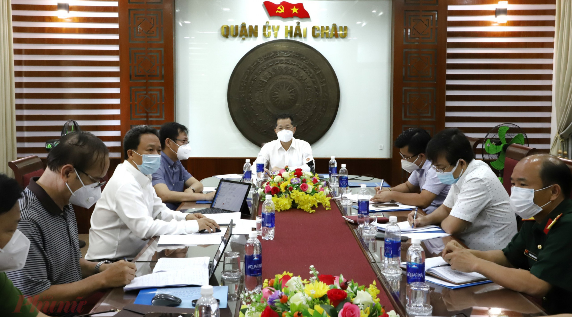 B&iacute; thư Đ&agrave; Nẵng chủ tr&igrave; cuộc họp với Quận ủy Hải Ch&acirc;u