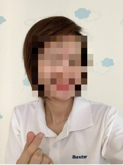 Chị T. hạnh ph&uacute;c, gửi lời c&aacute;m ơn tới đội ngũ b&aacute;c sĩ trong ng&agrave;y được trở về đo&agrave;n tụ c&ugrave;ng gia đ&igrave;nh